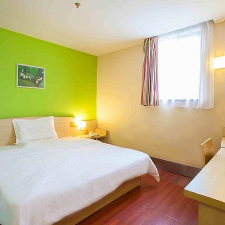 7Days Inn Zhongshan People'S Hospital Holiday Square Phòng bức ảnh